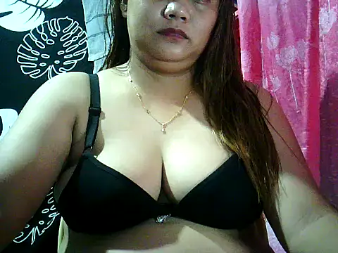 yuana25 online show from 05/21/26, 08:43
