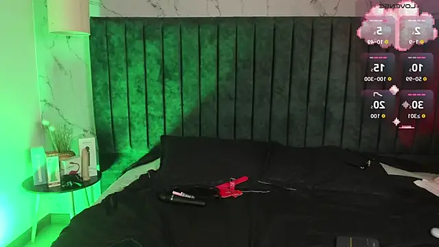  ANGELL DUSTT  online show from 10/11/25, 02:11
