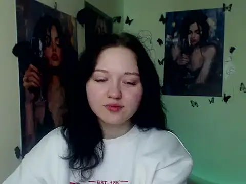 LadyAlice  online show from 02/02/26, 07:18