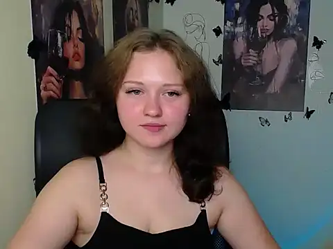 Snapshot of LadyAlice_ chatting on 07/20/26, 10:39 LadyAlice online show from 07/20/26, 10:39