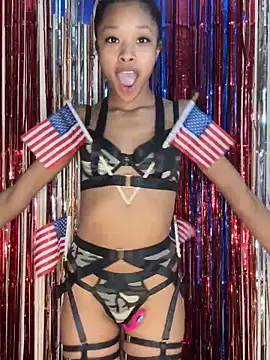 Snapshot of rubywithpearls chatting on 11/12/25, 01:17 rubywithpearls online show from 11/12/25, 01:17