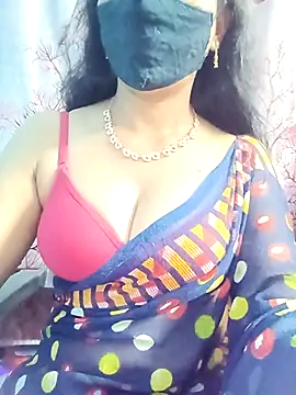 Snapshot of hotsana79 chatting on 09/12/25, 06:46 hotsana79 online show from 09/12/25, 06:46