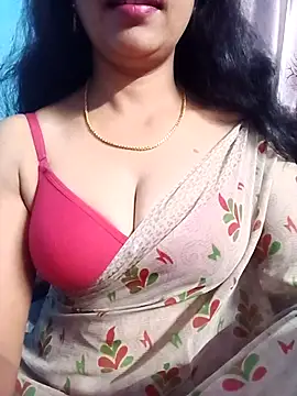 Snapshot of hotsana79 chatting on 09/16/25, 04:35 hotsana79 online show from 09/16/25, 04:35