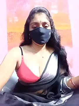 Snapshot of hotsana79 chatting on 10/01/25, 09:32 hotsana79 online show from 10/01/25, 09:32