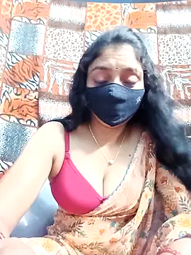 Snapshot of hotsana79 chatting on 10/03/25, 11:46 hotsana79 online show from 10/03/25, 11:46