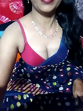 Snapshot of hotsana79 chatting on 11/10/25, 07:07 hotsana79 online show from 11/10/25, 07:07