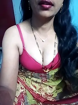 Snapshot of hotsana79 chatting on 11/26/25, 06:31 hotsana79 online show from 11/26/25, 06:31