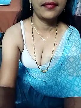 Snapshot of hotsana79 chatting on 11/29/25, 06:27 hotsana79 online show from 11/29/25, 06:27