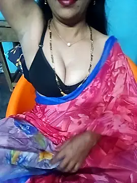 Snapshot of hotsana79 chatting on 12/02/25, 07:14 hotsana79 online show from 12/02/25, 07:14