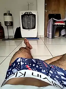 Snapshot of dhruve2010 chatting on 09/13/25, 10:48 dhruve2010 online show from 09/13/25, 10:48