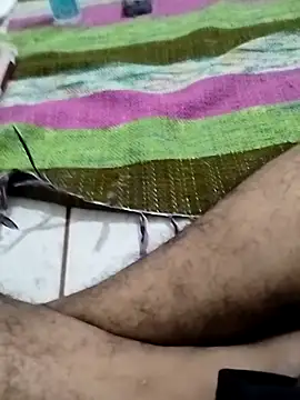 Snapshot of dhruve2010 chatting on 10/05/25, 08:18 dhruve2010 online show from 10/05/25, 08:18