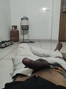 Snapshot of dhruve2010 chatting on 10/08/25, 04:59 dhruve2010 online show from 10/08/25, 04:59