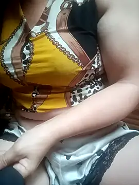 npmen online show from 04/25/26, 02:25