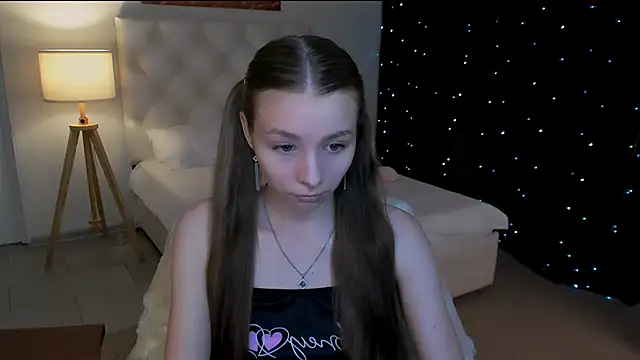 JulieDaniel online show from 02/18/26, 04:19