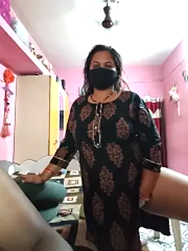 biggbobbsgirl online show from 04/17/26, 02:25