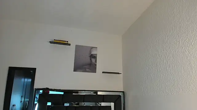 Snapshot of Thiago_Divine_ chatting on 09/11/25, 01:11 Thiago Divine online show from 09/11/25, 01:11