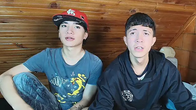 Snapshot of Thiago_Divine_ chatting on 11/03/25, 08:32 Thiago Divine online show from 11/03/25, 08:32