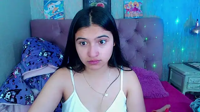 laurenelove online show from 10/19/25, 03:07