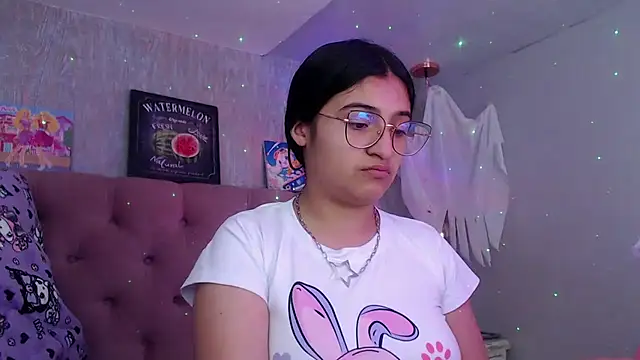 laurenelove online show from 10/28/25, 03:21