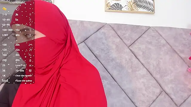 nayiraa  online show from 03/20/26, 06:46