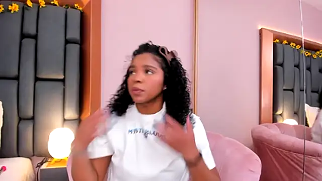 LisaMendez online show from 01/17/26, 04:06