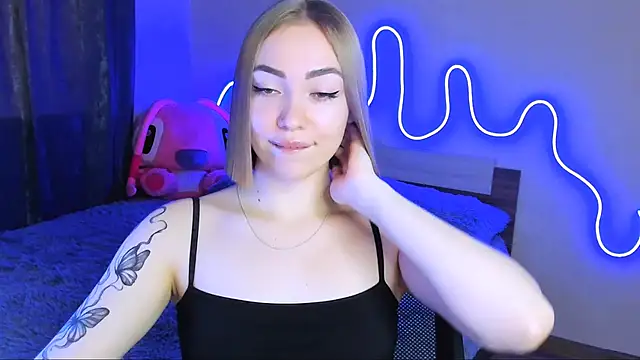 LaraKrein lk online show from 10/08/25, 11:41