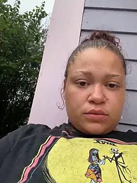 thatgurlred online show from 09/28/25, 11:32