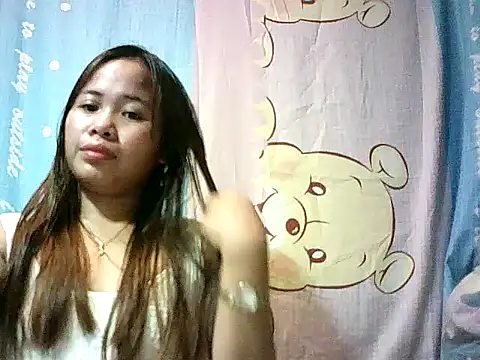 Katrina Summer online show from 12/18/25, 06:47