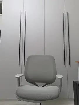 Ethan-SSS online show from 04/16/26, 04:08