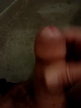 69dagosto online show from 04/15/26, 01:18