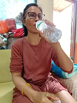 Mama Eva 1 online show from 02/17/26, 01:57