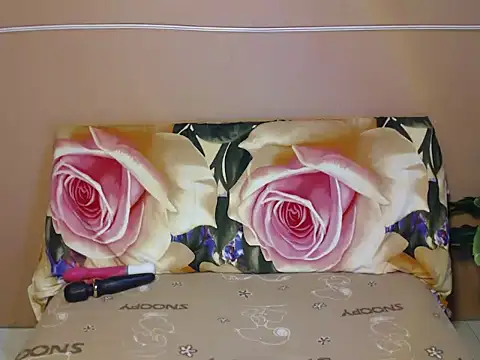 wild rose69 online show from 10/15/25, 04:45