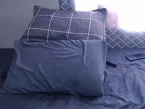 SlenderCharm98 online show from 02/12/26, 12:00