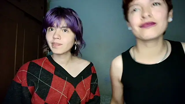 Zafira  Raven online show from 12/21/25, 12:18