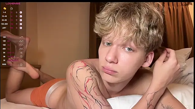 walter cute online show from 04/04/26, 07:00