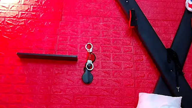 bdsmforever18 online show from 04/25/26, 01:52