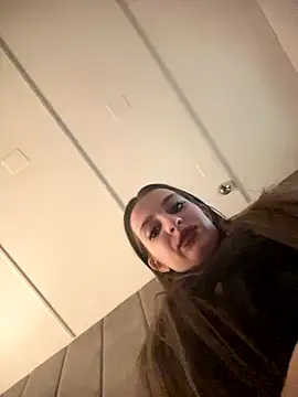 Anyssia online show from 12/17/25, 03:01