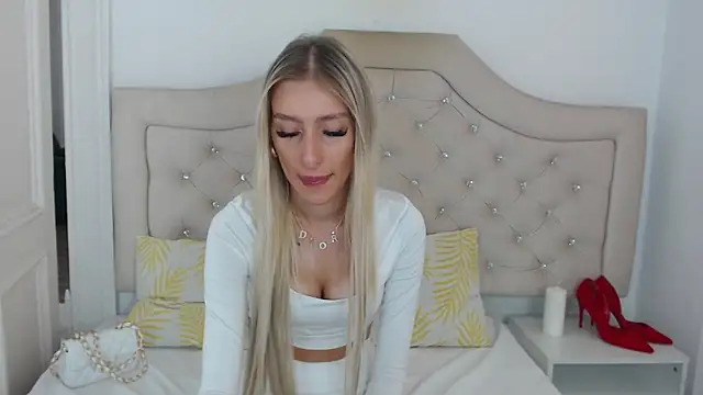 NatalieSensual online show from 10/03/25, 07:27