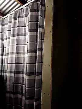 ShawnandDani7074 online show from 01/14/26, 06:46