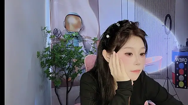 Snapshot of CAICAI_BABY chatting on 11/08/25, 03:50 CAICAI BABY online show from 11/08/25, 03:50