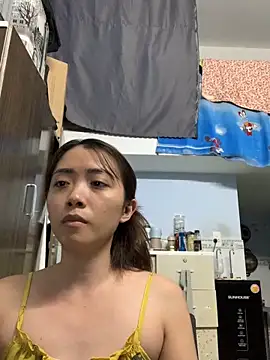 Snapshot of Minee1202 chatting on 04/29/26, 02:04 Minee1202 online show from 04/29/26, 02:04