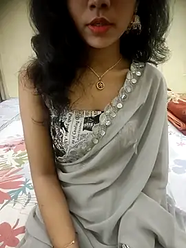 Snapshot of Snaya-baby chatting on 12/04/25, 01:20 Snaya-baby online show from 12/04/25, 01:20