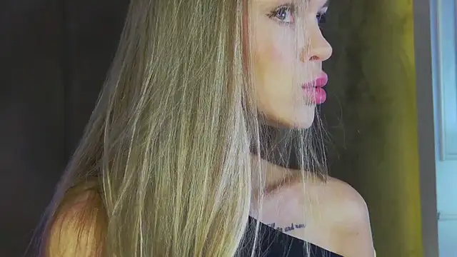 Snapshot of MarilynNova chatting on 07/16/26, 04:29 MarilynNova online show from 07/16/26, 04:29