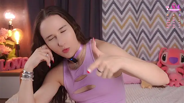 MaudAle online show from 11/22/25, 01:15