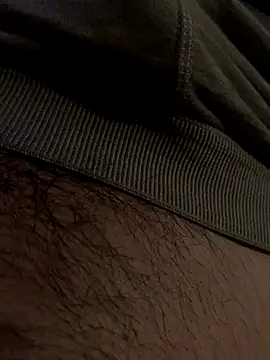 MuzzyFacing online show from 11/26/25, 10:33