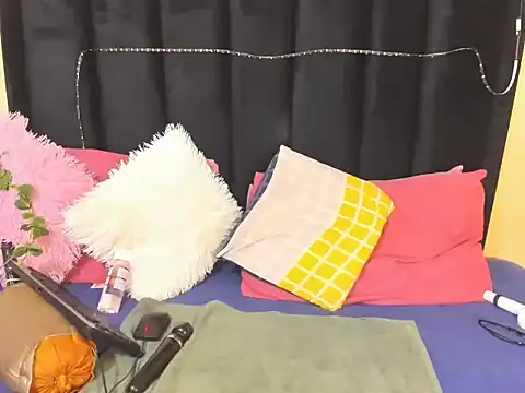 AmazingDarkDoll online show from 01/17/26, 04:54