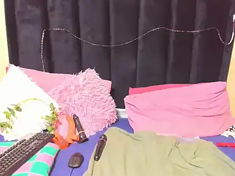 AmazingDarkDoll online show from 02/06/26, 02:53