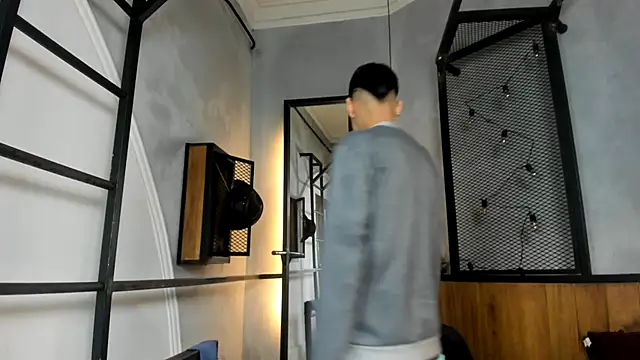 Snapshot of Dani_mc1 chatting on 10/25/25, 11:29 Dani mc1 online show from 10/25/25, 11:29