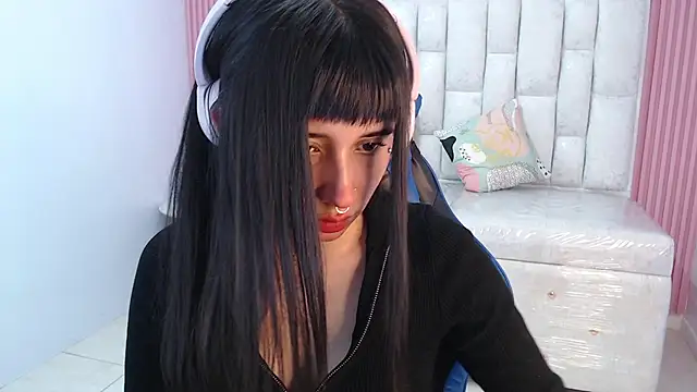 Snapshot of allyssa_bellini_s chatting on 09/13/25, 03:28 allyssa bellini s online show from 09/13/25, 03:28