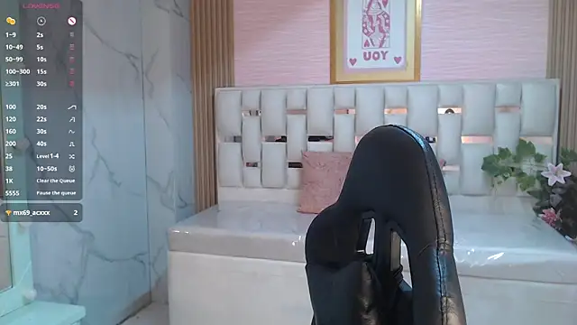 Snapshot of allyssa_bellini_s chatting on 10/23/25, 09:24 allyssa bellini s online show from 10/23/25, 09:24